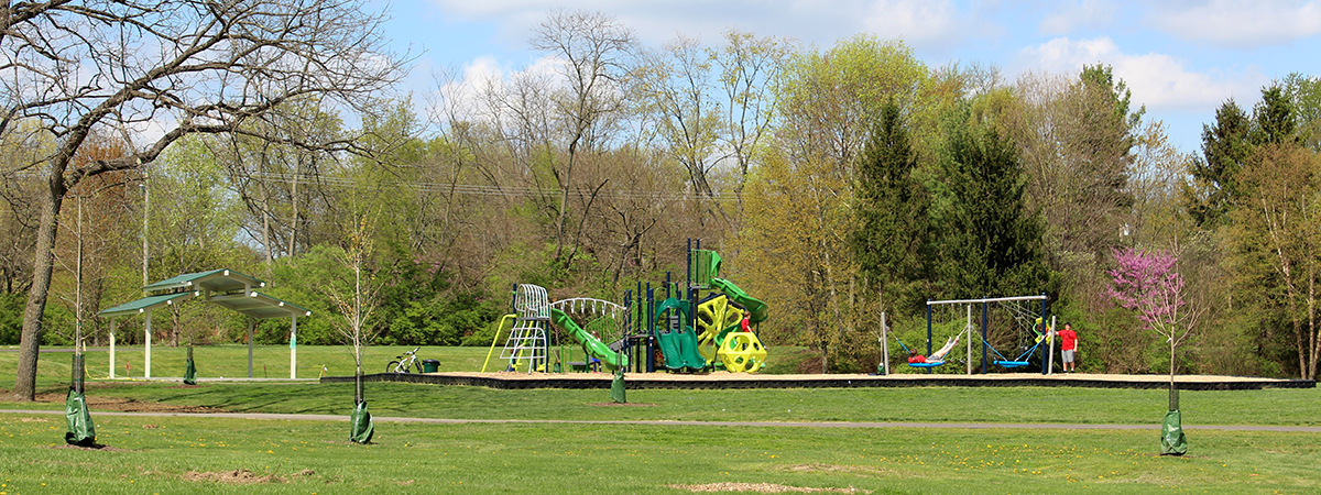 Hithergreen Park playground and small shelter